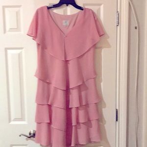 Cocktail dress in layered rows of pink
